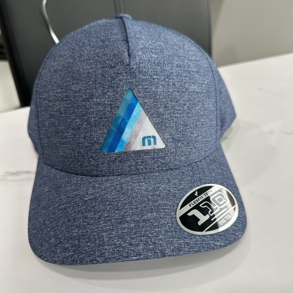 NWT Travis Mathew Hat